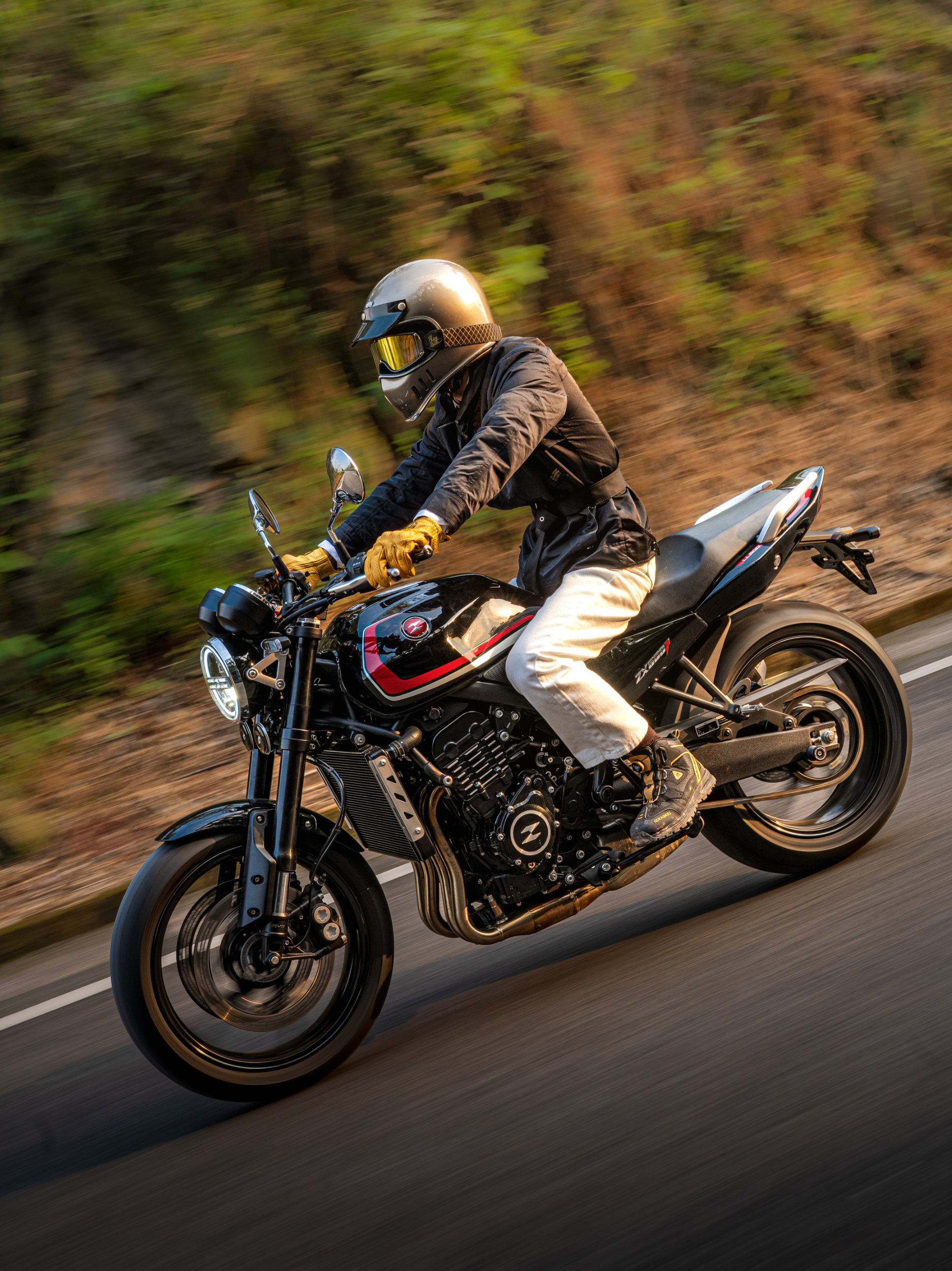 500F-OUTDOOR (1)